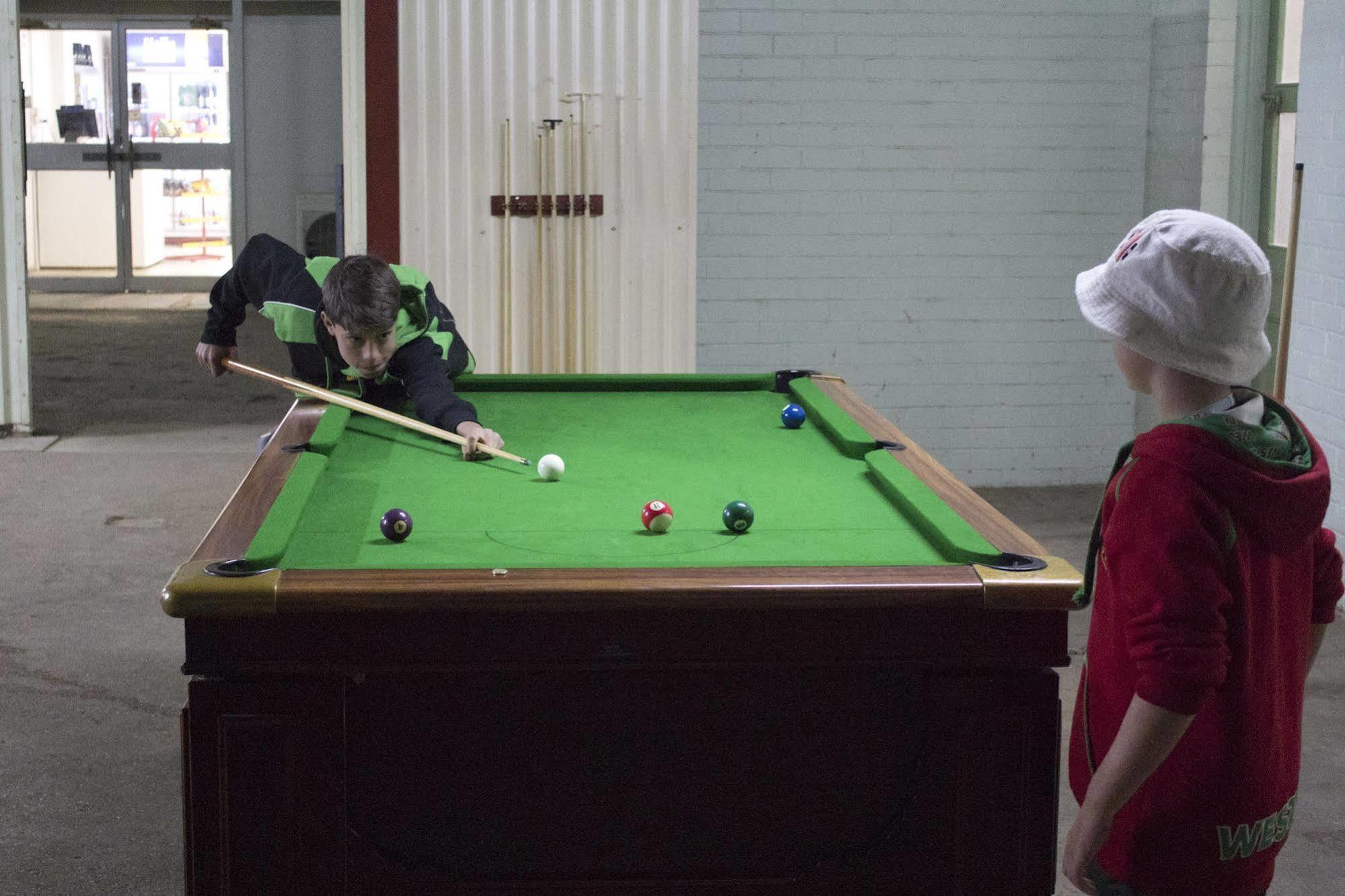 Court House Hotel Boorowa エクステリア 写真
