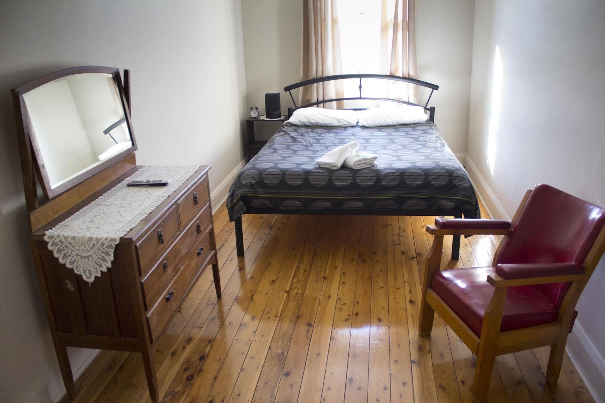 Court House Hotel Boorowa エクステリア 写真